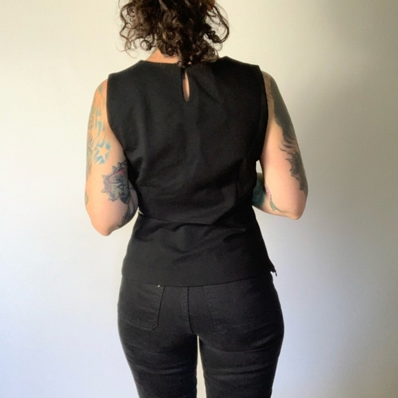 FRNCH Cut Out Top - Picture 6 of 11